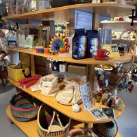 Faire Produkte aus aller Welt (Foto: Stand 08/26)